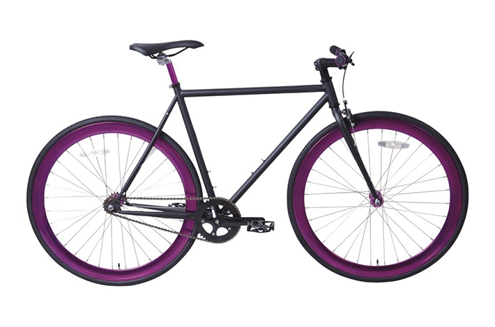 Il produttore di bici a marcia fissa 700C introduce le precauzioni per andare in bicicletta